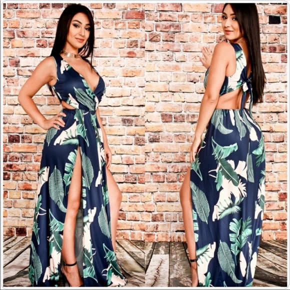 Bohemian Floral Print Front Slits Maxi Dress - Picture 3 of 8